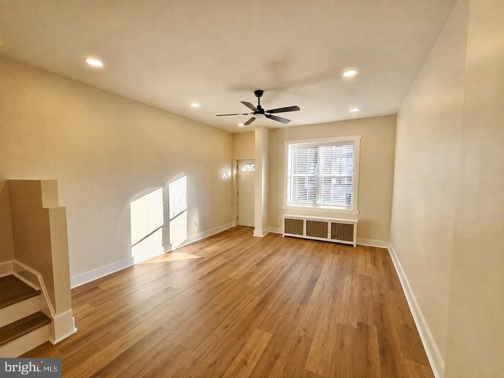 2525 E Madison Street - Photo 1