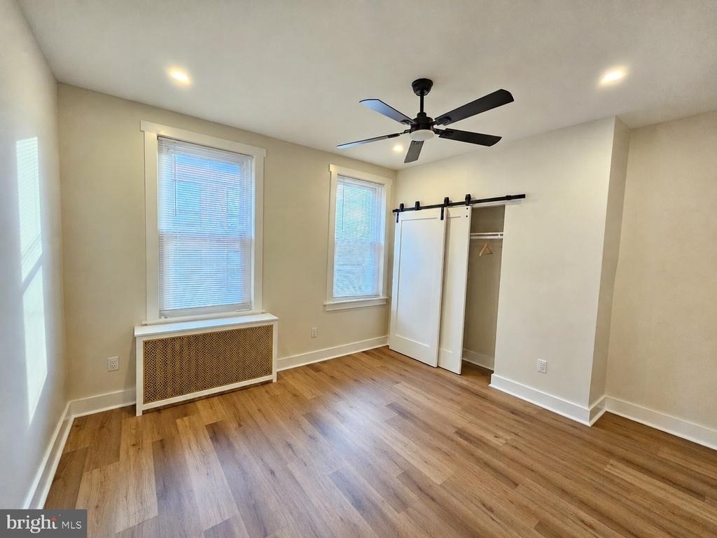 2525 E Madison Street - Photo 9