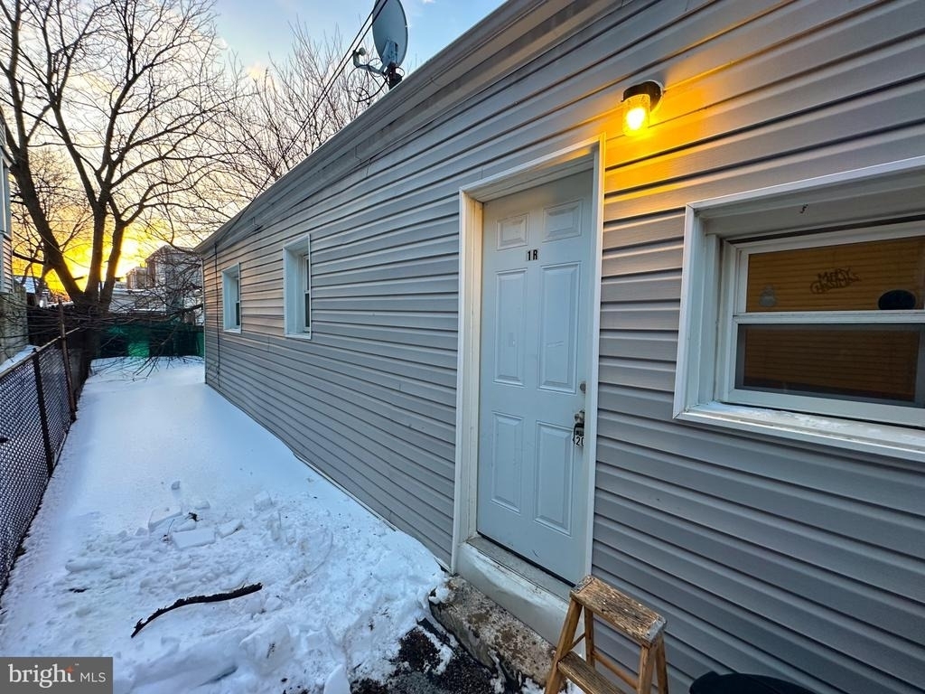 4722 Longshore Avenue - Photo 7