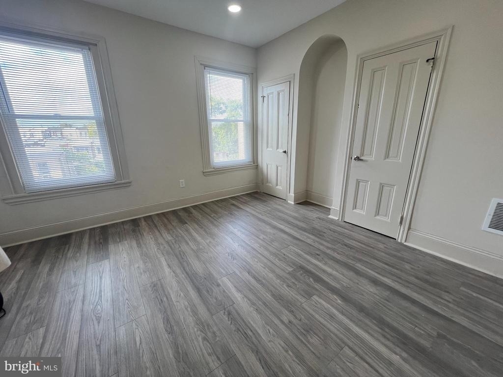 1725 N 27th Street - Photo 5