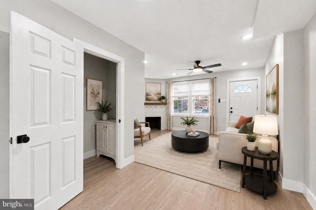 5840 Crittenden Street - Photo 6