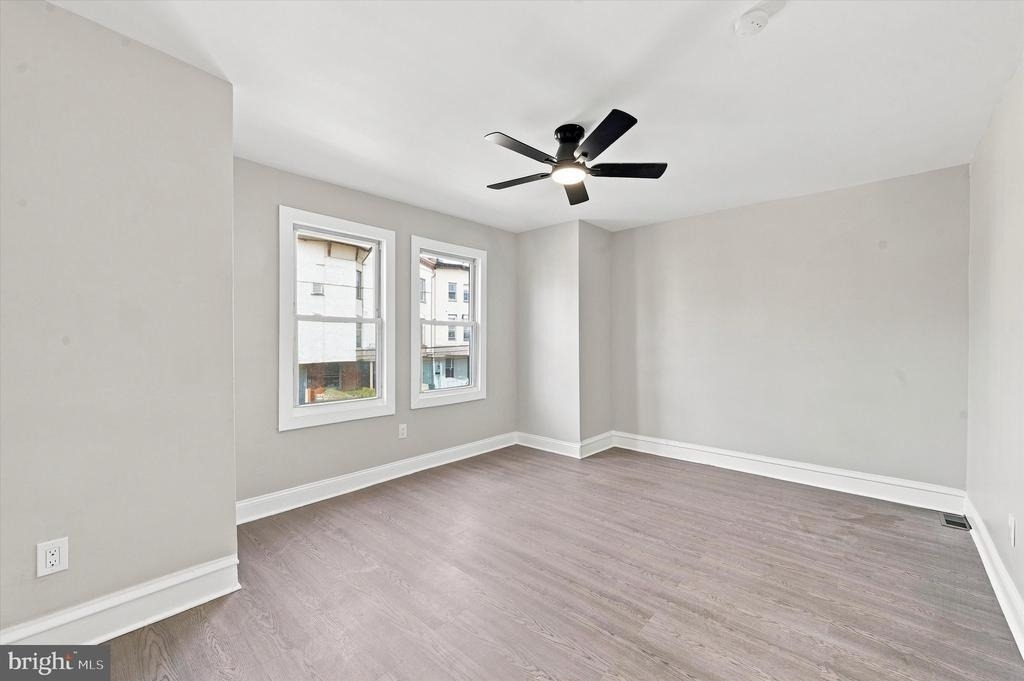 5840 Crittenden Street - Photo 21