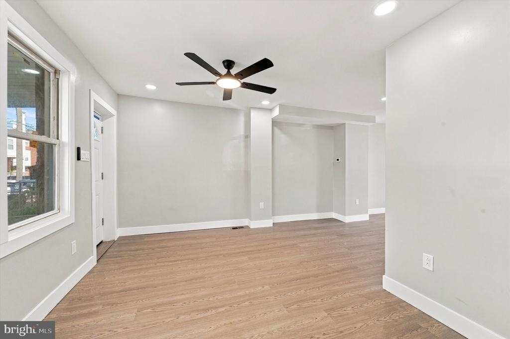 5840 Crittenden Street - Photo 10
