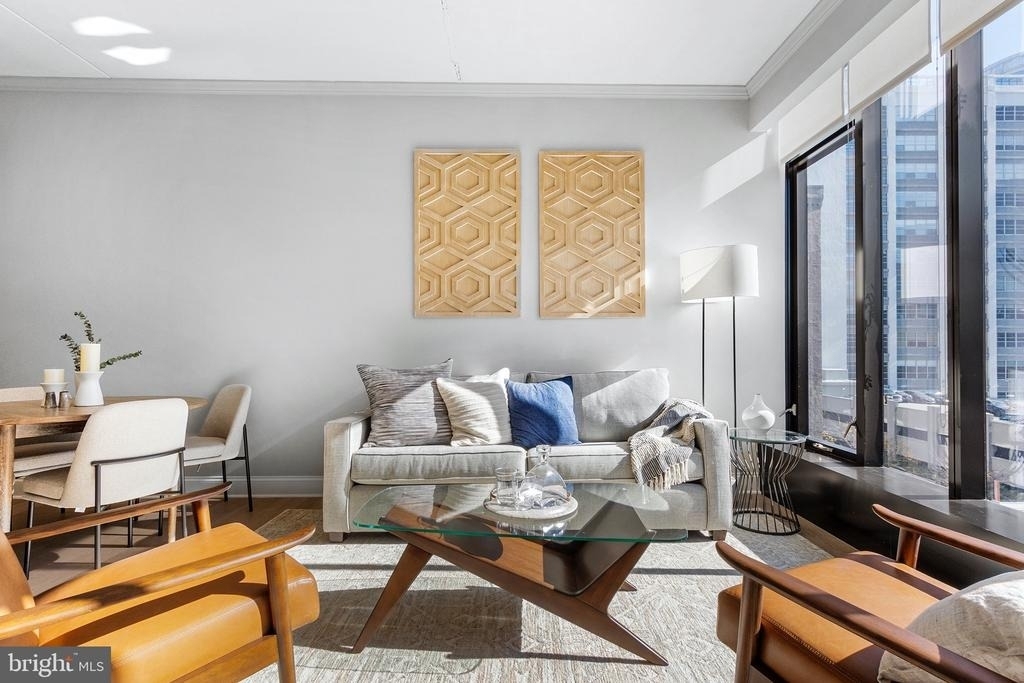 60 N 23rd Street - Photo 2