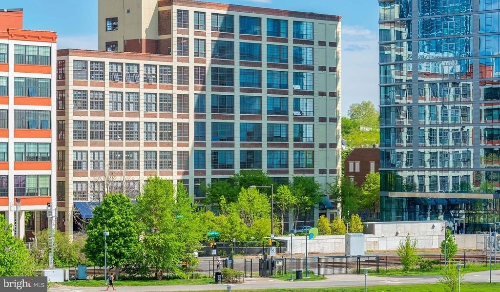 2300 Walnut Street - Photo 0