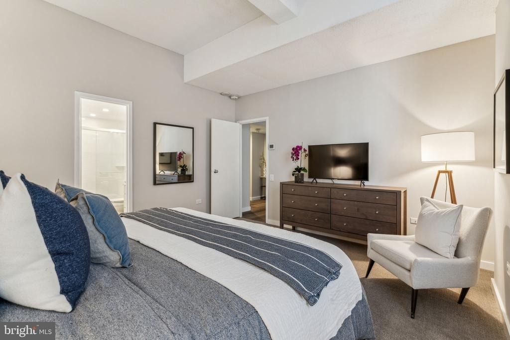 875 Sansom Street - Photo 12