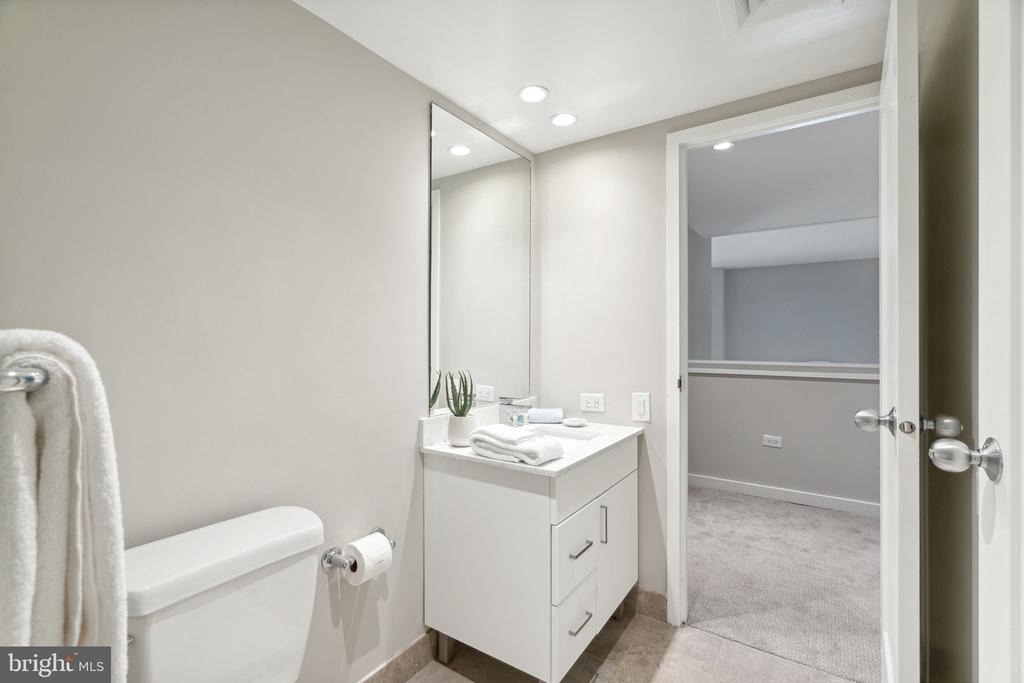 875 Sansom Street - Photo 29