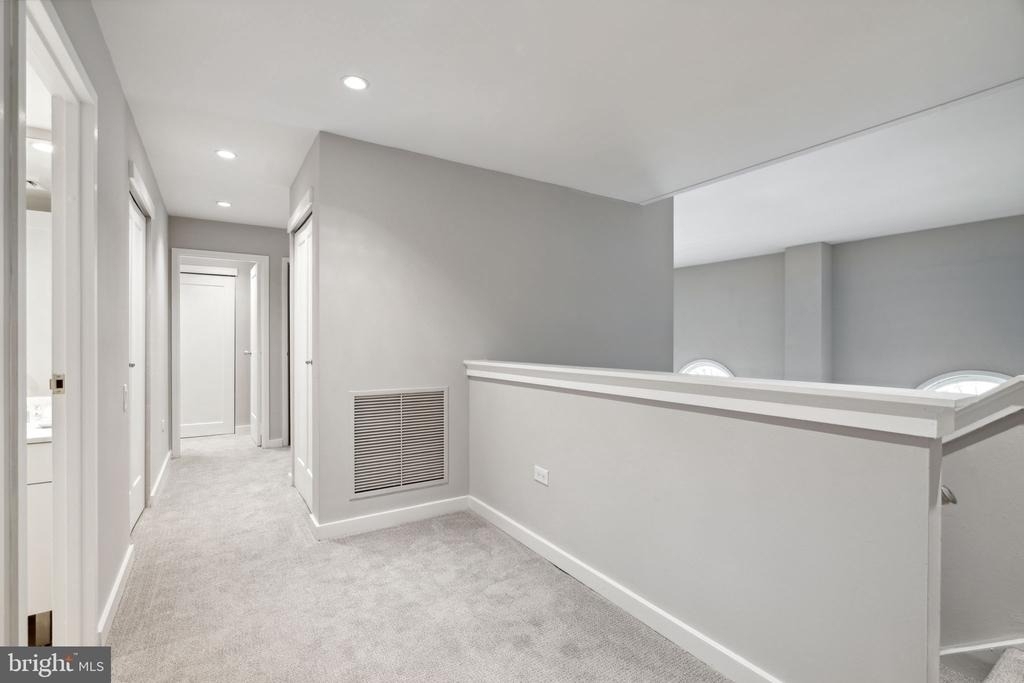 875 Sansom Street - Photo 37