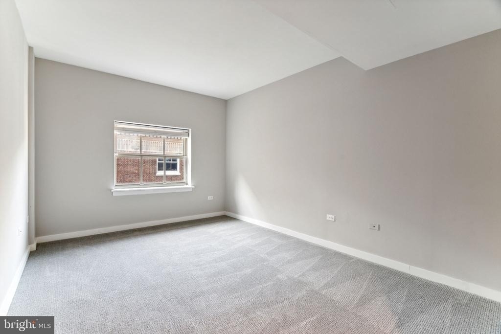 875 Sansom Street - Photo 32