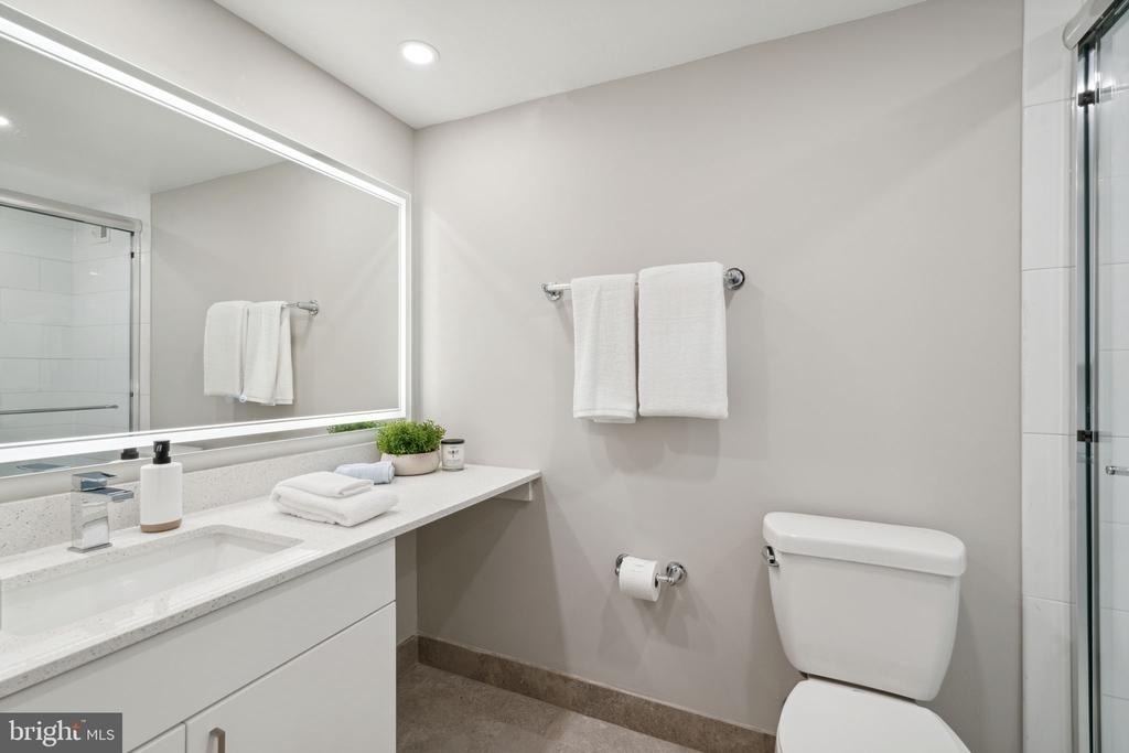 875 Sansom Street - Photo 19
