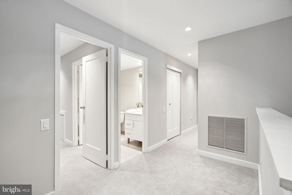 875 Sansom Street - Photo 36