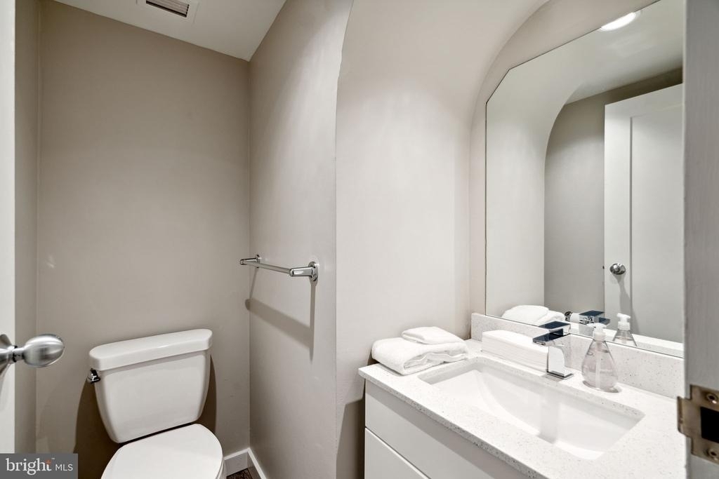 875 Sansom Street - Photo 12
