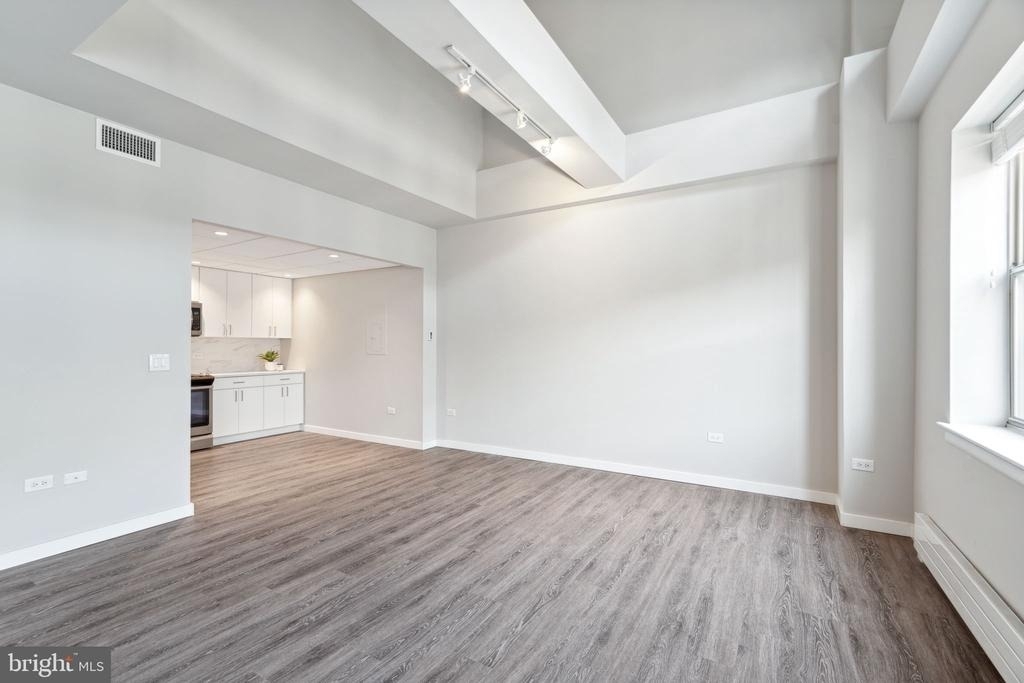 875 Sansom Street - Photo 4