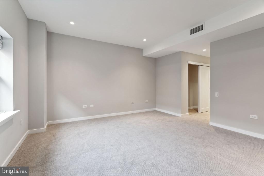 875 Sansom Street - Photo 17