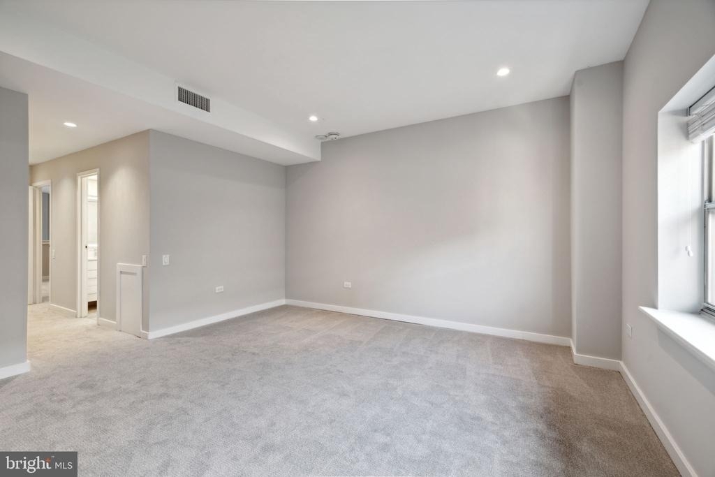 875 Sansom Street - Photo 15