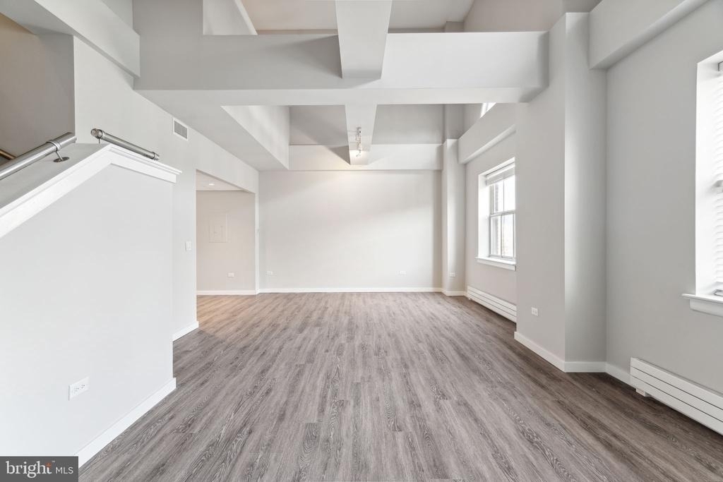 875 Sansom Street - Photo 3