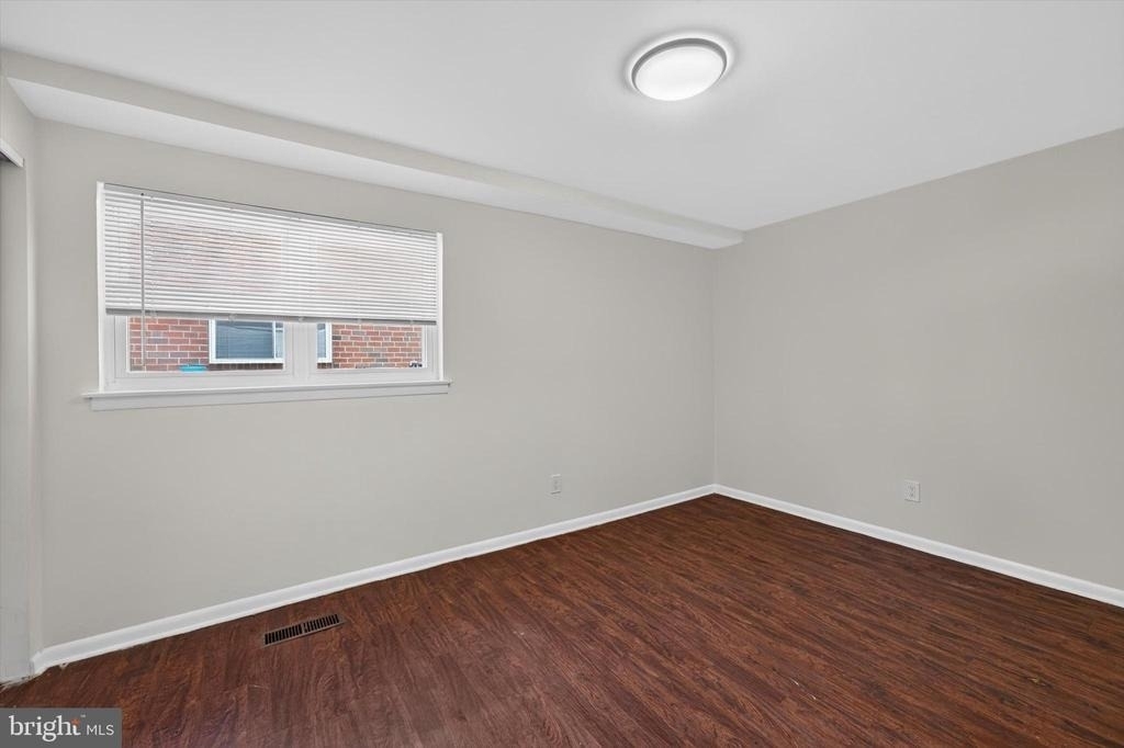 2261 Strahle Street - Photo 9