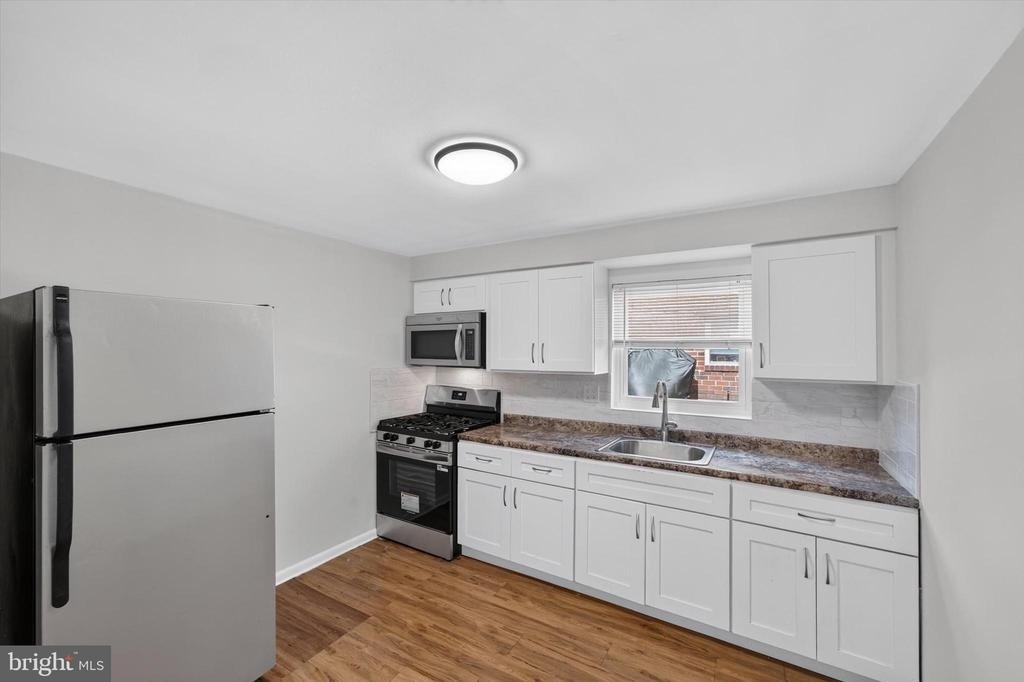 2261 Strahle Street - Photo 0