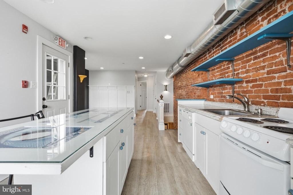 651 N 33rd Street - Photo 21