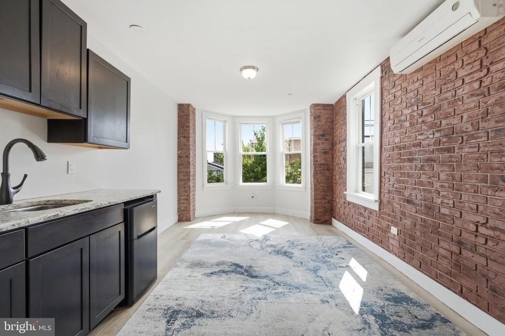651 N 33rd Street - Photo 14