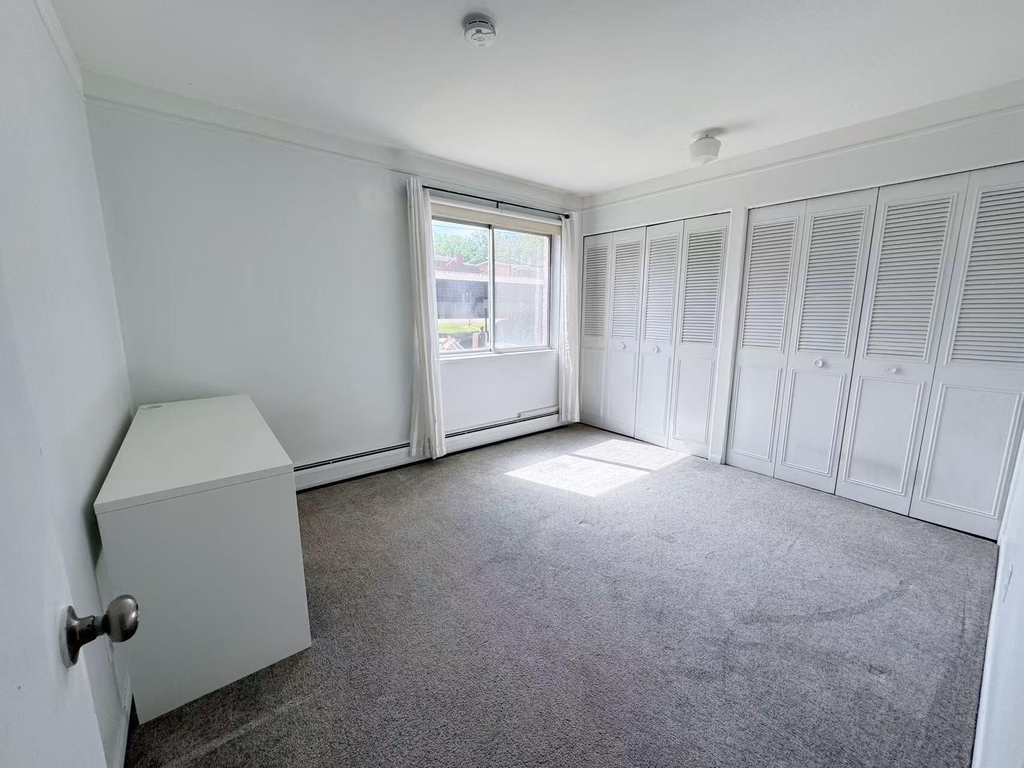 1225 Island Drive - Photo 9