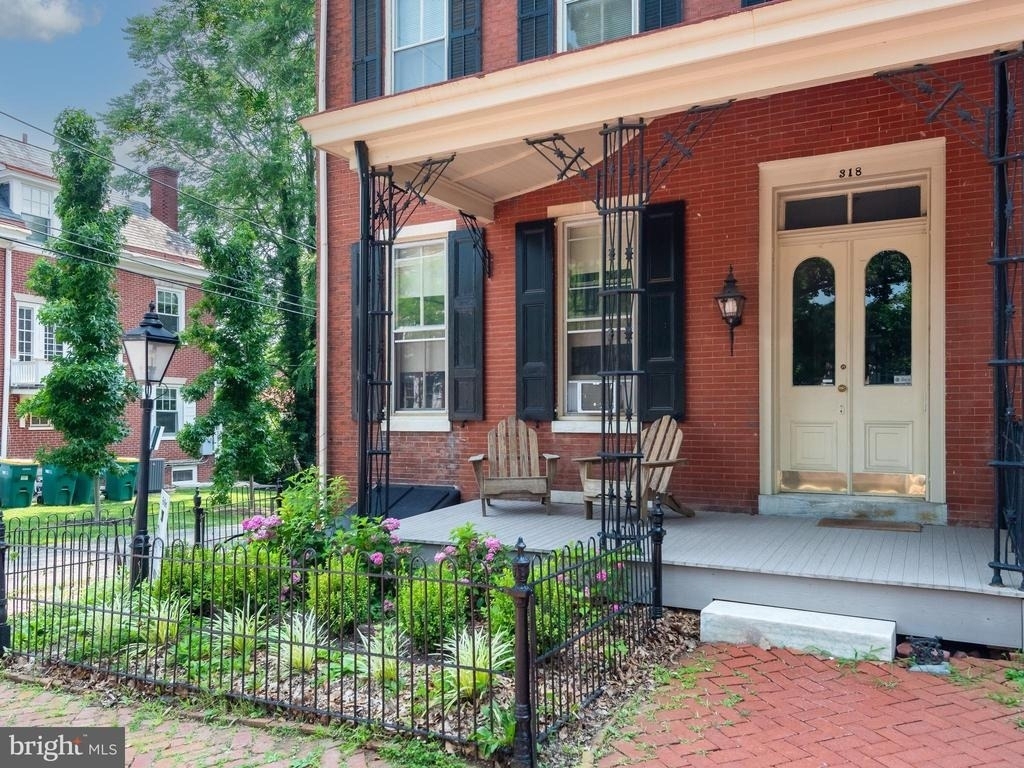 318 N Matlack Street - Photo 5