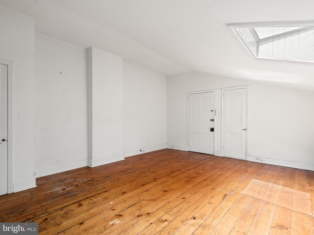 318 N Matlack Street - Photo 11