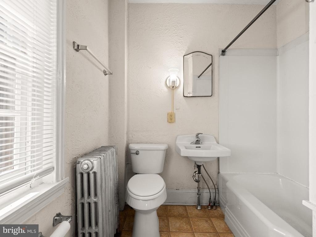318 N Matlack Street - Photo 20