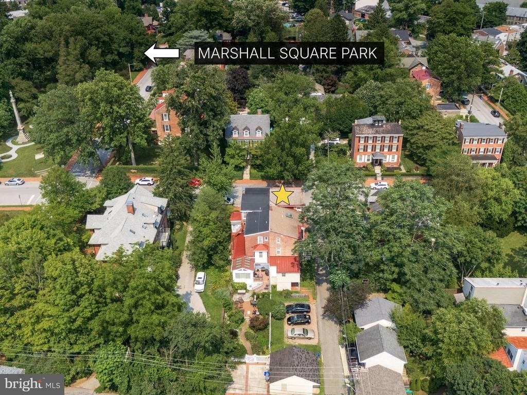 318 N Matlack Street - Photo 3