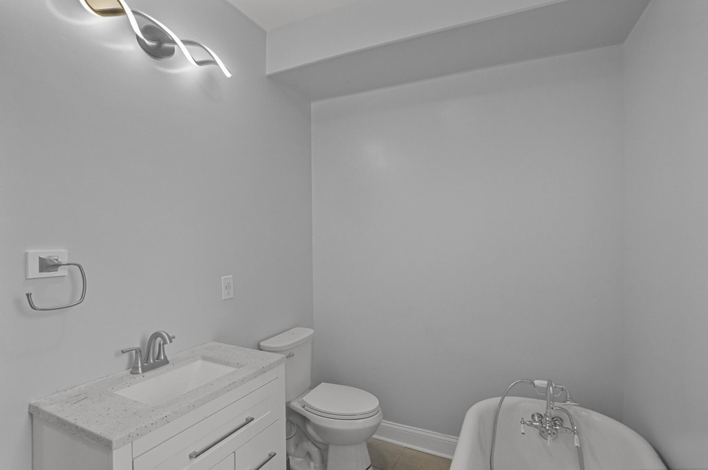 92 W Philadelphia Street - Photo 6