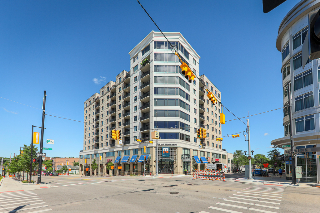 111 N Ashley Street - Photo 0