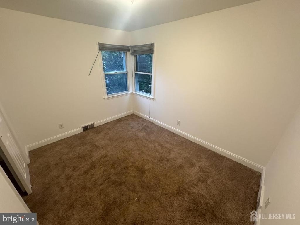 51 Kenwood Terrace - Photo 11