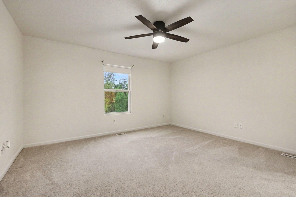 352 Laurel Wood Street - Photo 6