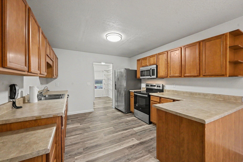 352 Laurel Wood Street - Photo 4