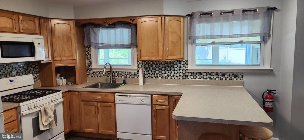 301 Overbrook Avenue - Photo 8