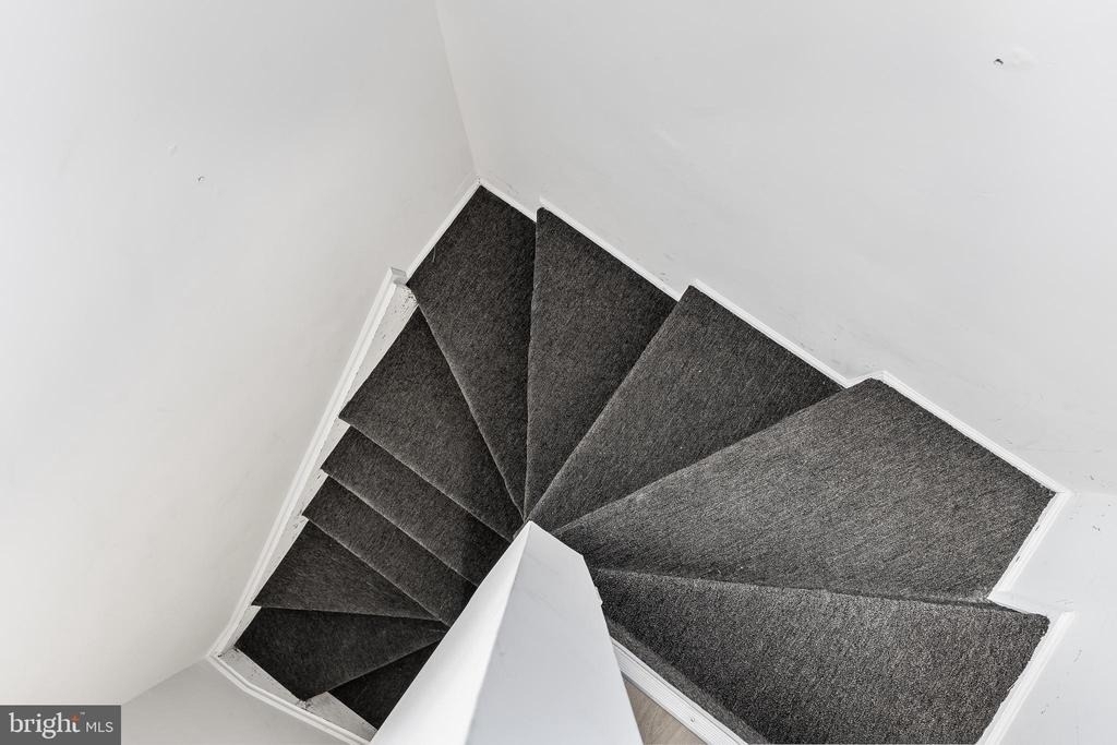 607 Station Avenue - Photo 19