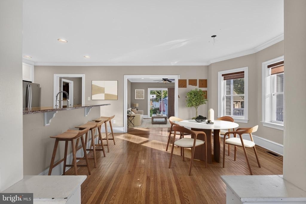 21 E Redman Avenue - Photo 21