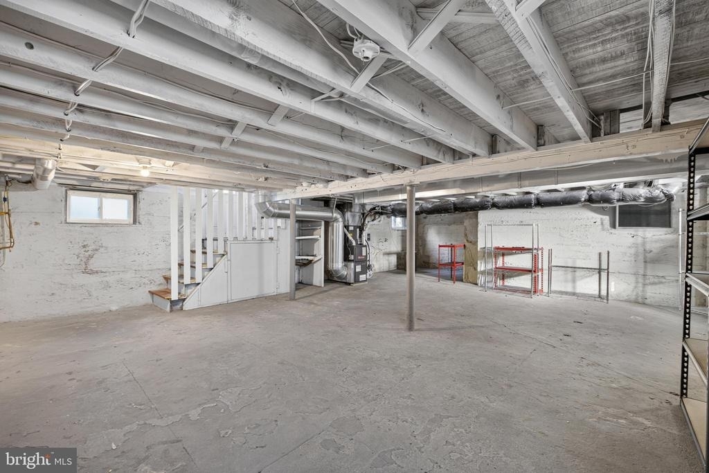 21 E Redman Avenue - Photo 69