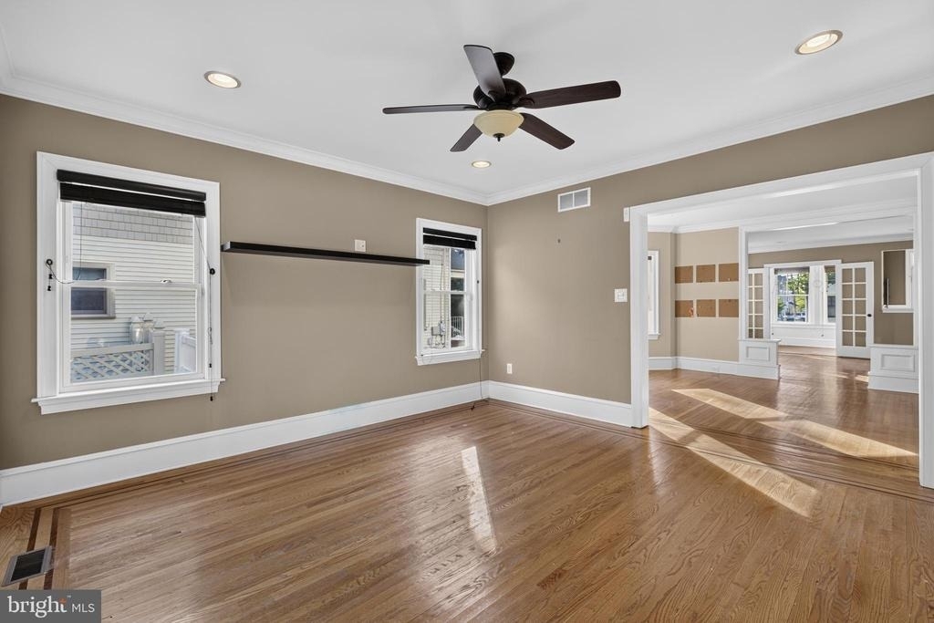 21 E Redman Avenue - Photo 32