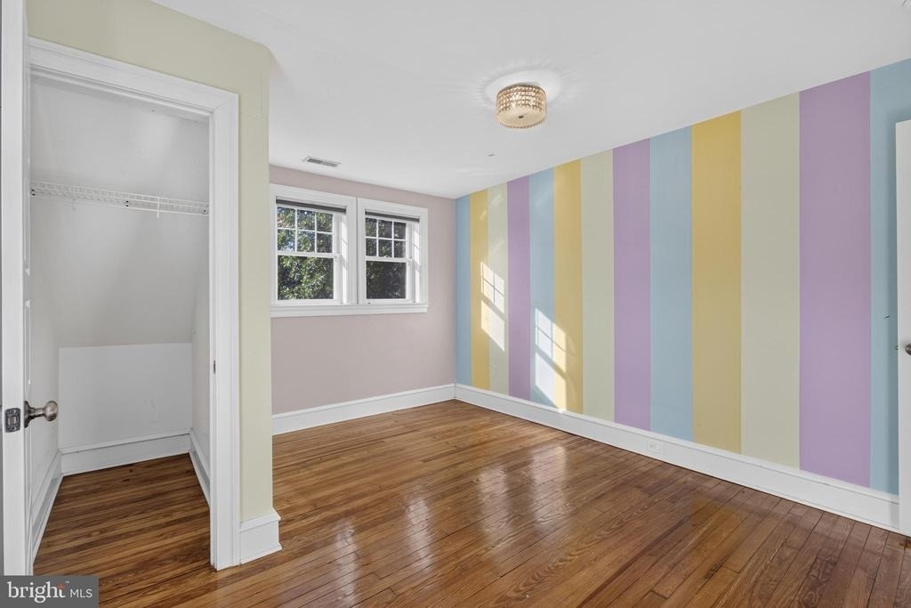 21 E Redman Avenue - Photo 48