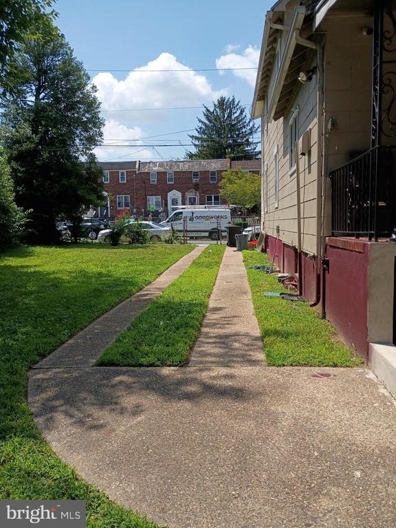 380 Garden Avenue - Photo 6