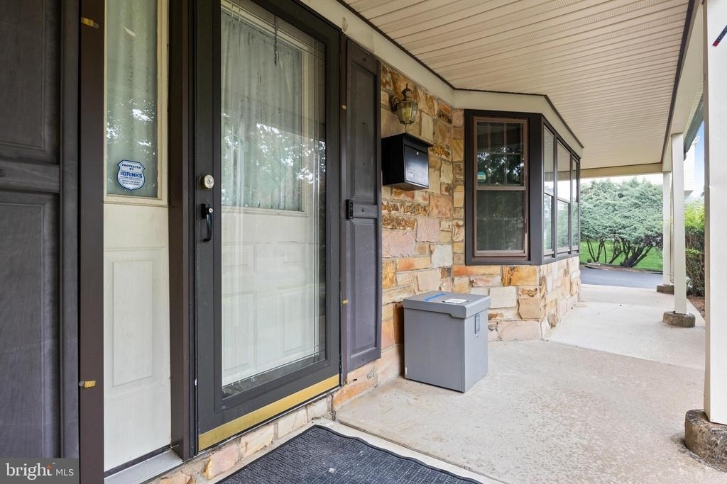 10 Traynor Lane - Photo 27