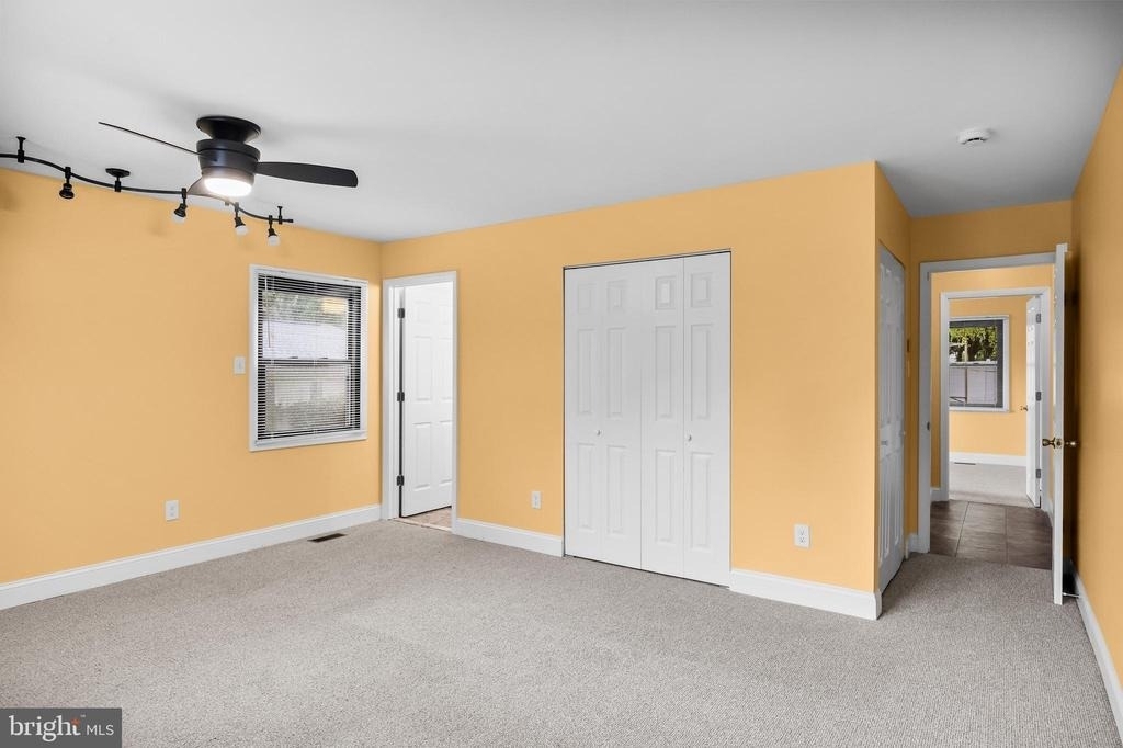 10 Traynor Lane - Photo 14