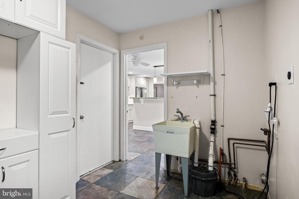 10 Traynor Lane - Photo 10