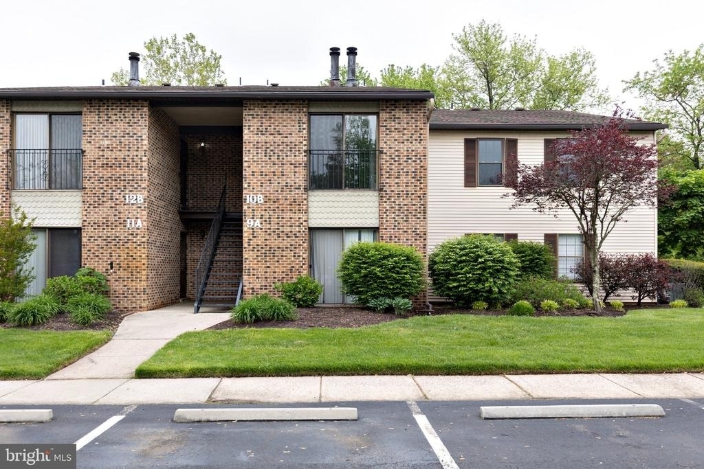 10 Sumac Court - Photo 1