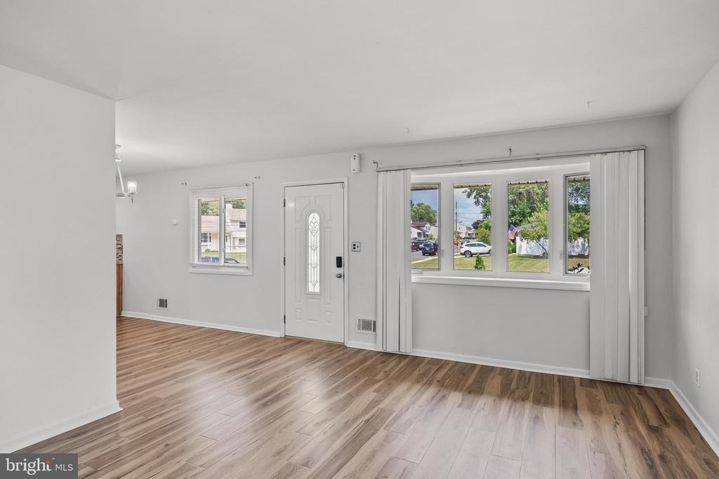 32 Larkin Road - Photo 1