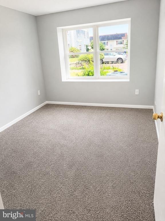 700 N Franklin Avenue - Photo 4