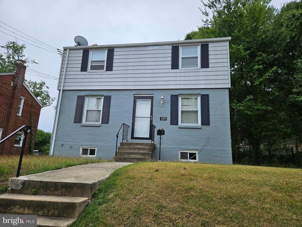 1509 Jefferson Street - Photo 0
