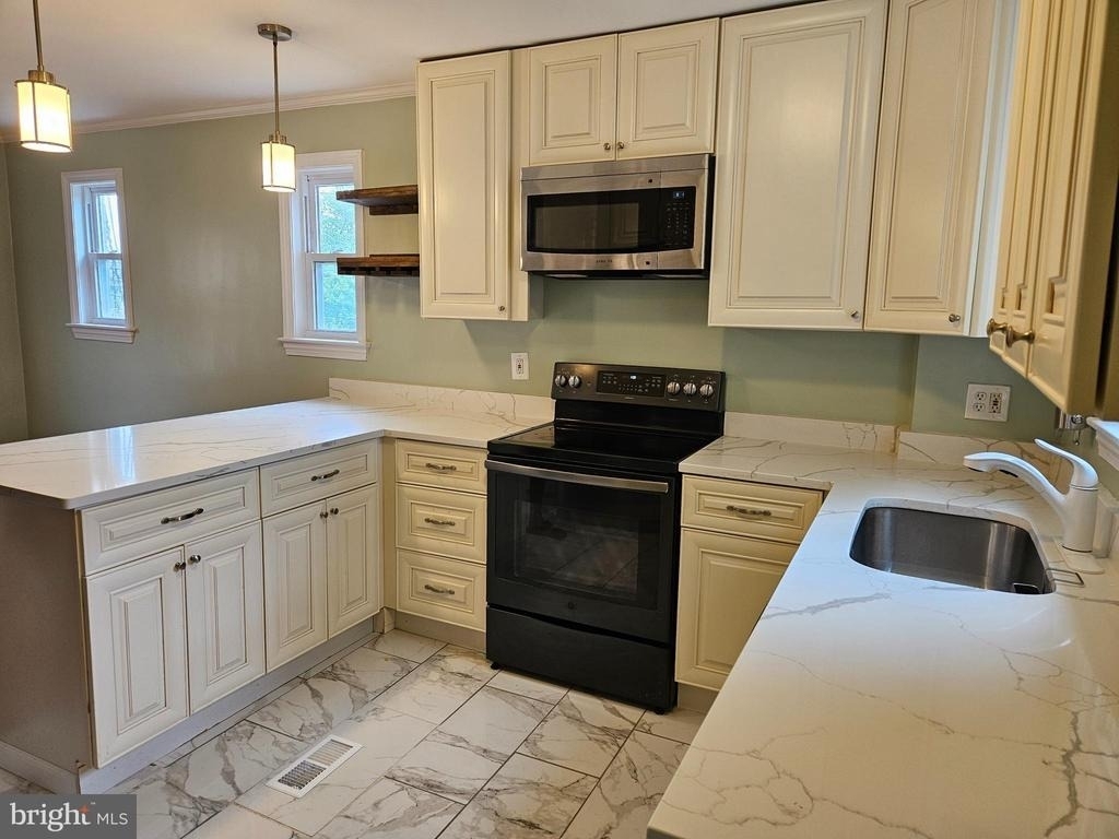1509 Jefferson Street - Photo 1