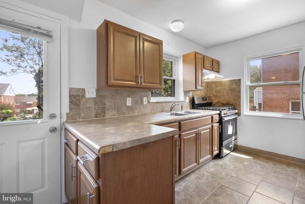 6212 Carters Lane - Photo 7